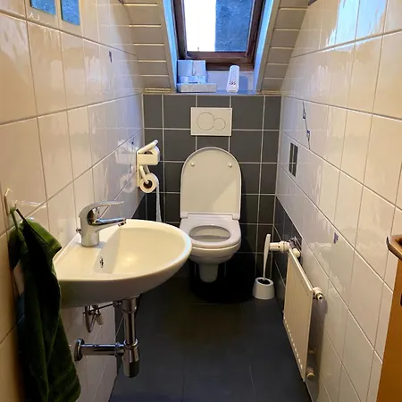 Apartment Penthouse - 4-zimmer Und Terrasse *